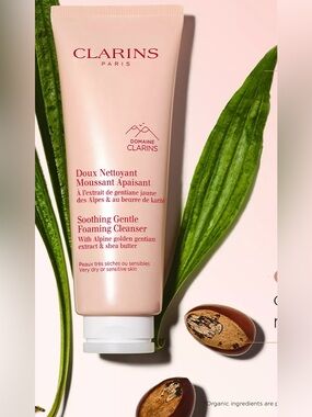 NEW Clarins Soothing Gentle Foaming Cleanser